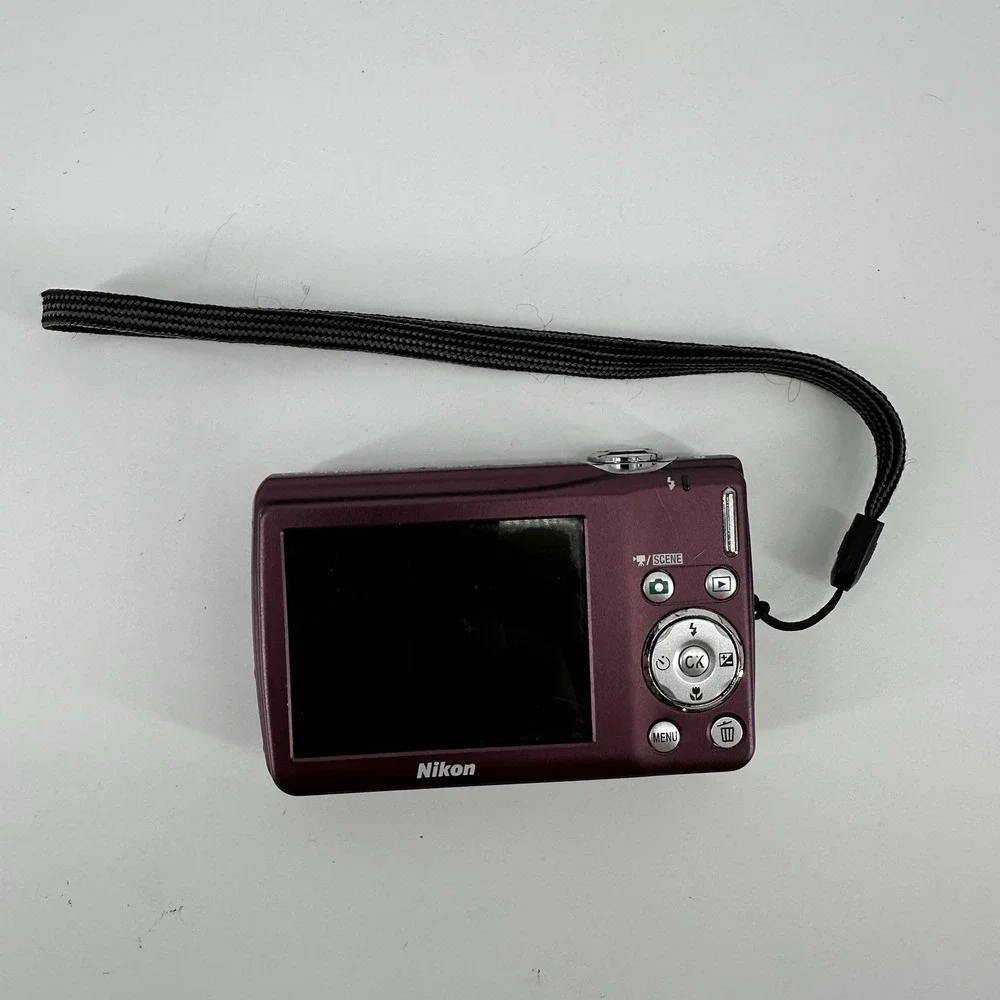 Nikon COOLPIX S220 10.0MP Digital Camera - Plum Lens Error